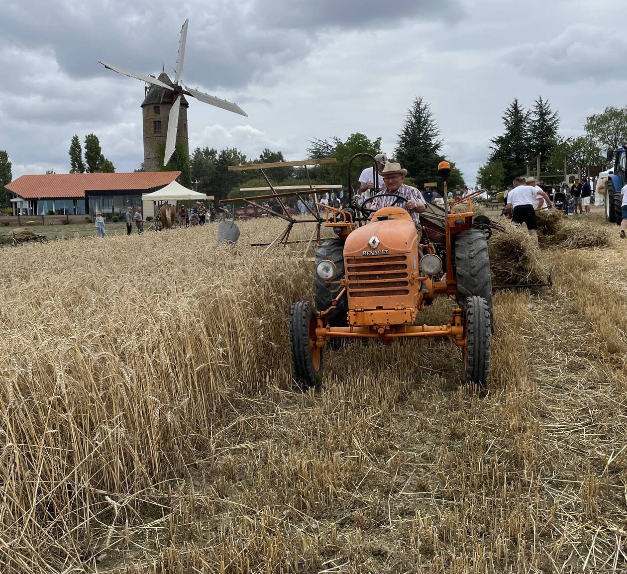 Moissons Anciennes au Moulin de l'Épinay